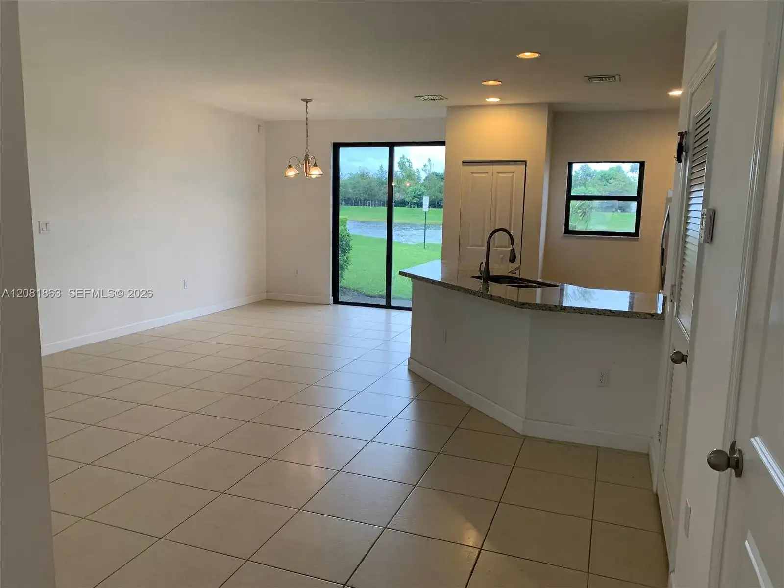 429 NE 194th Ter # 429, Miami FL 33179 photo 4