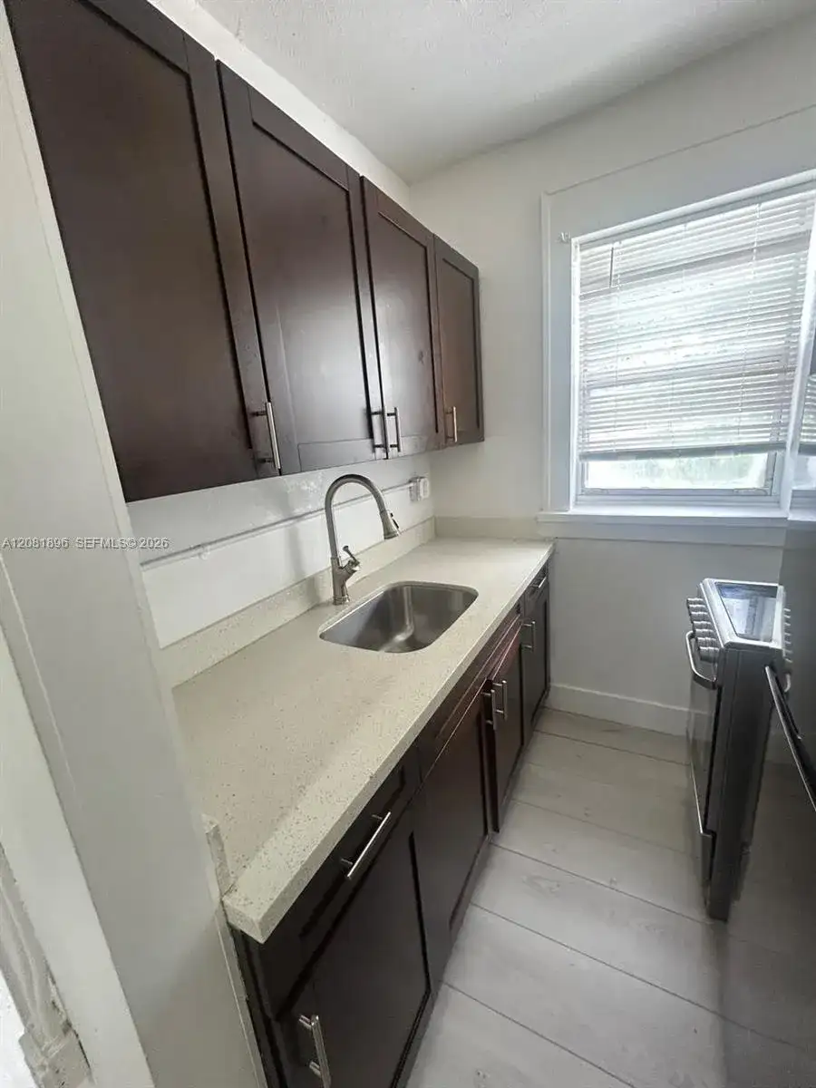 967 SW 5th St # 16, Miami FL 33130 photo 3