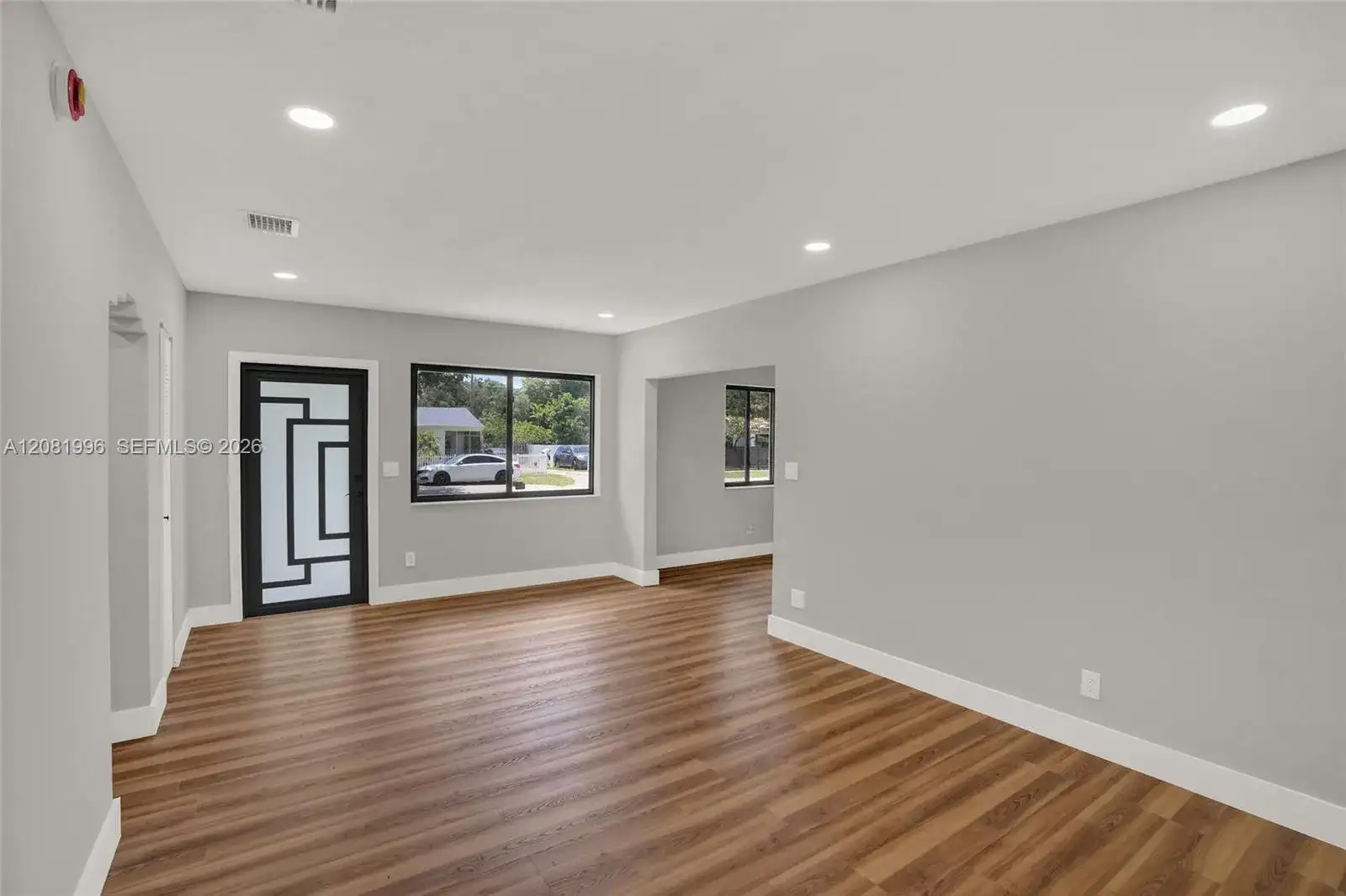 555 NW 124th St, North Miami FL 33168 photo 3