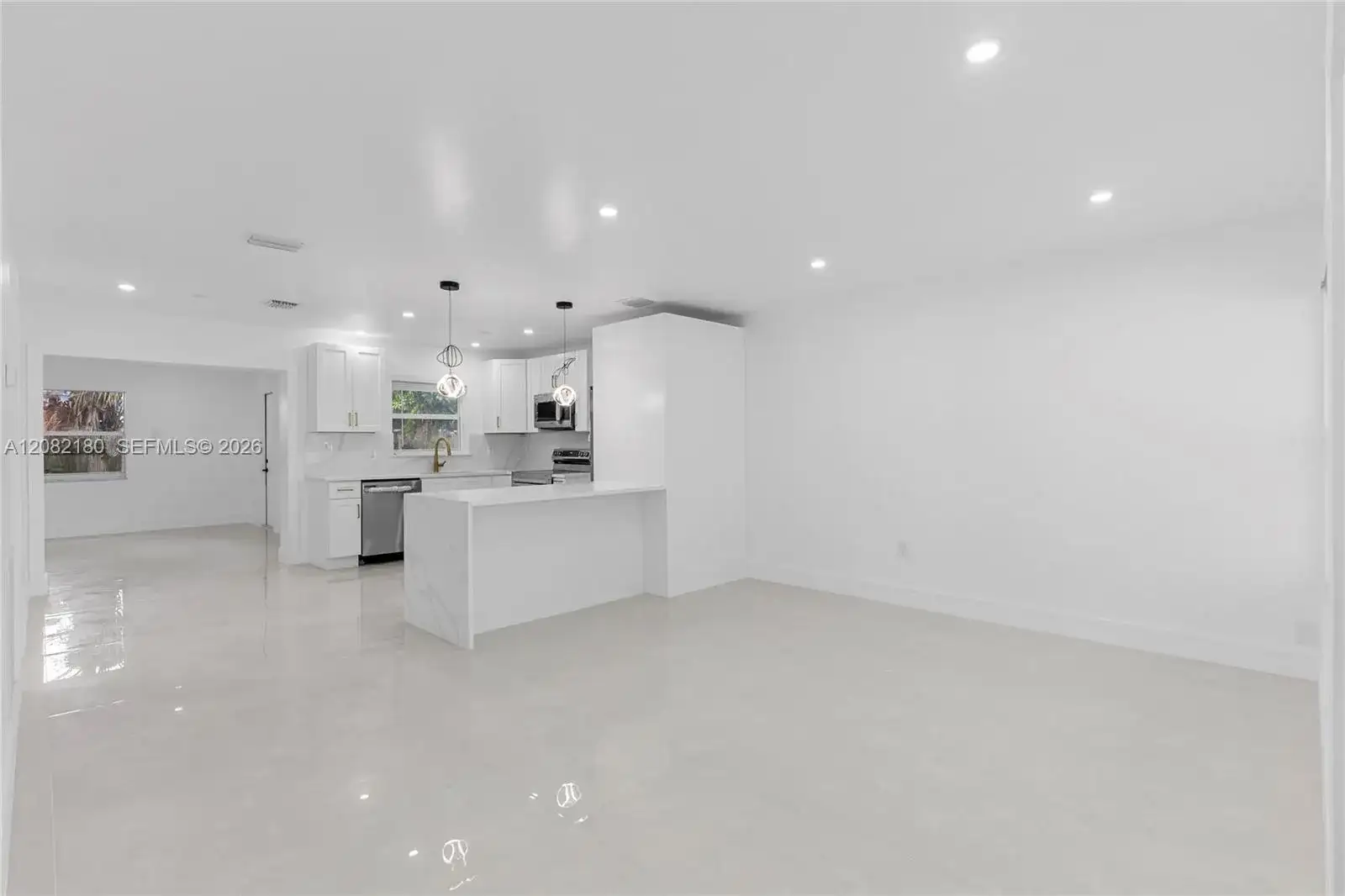 7320 Shalimar St, Miramar FL 33023 photo 4