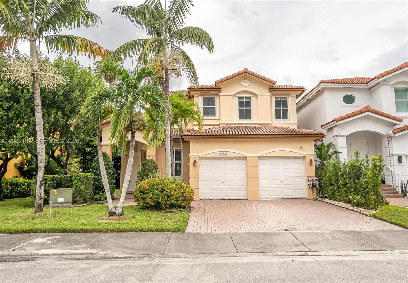 7670 NW 113th Path, Doral FL 33178 photo 5