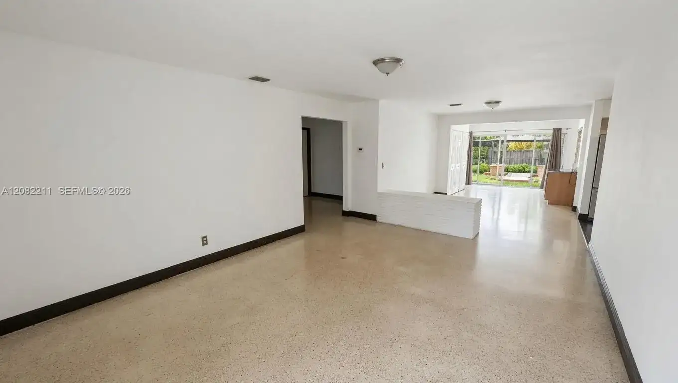 934 N 32nd Ave, Hollywood FL 33021 photo 4