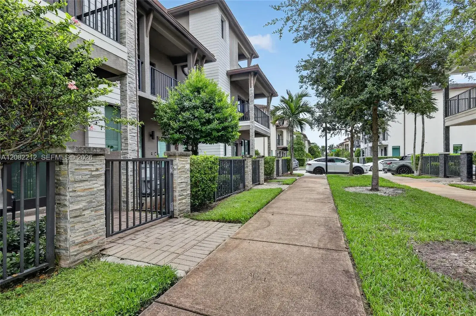 4915 NW 83rd Path # 4915, Doral FL 33166 photo 5
