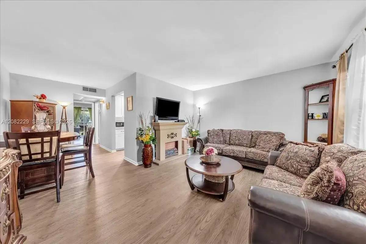 13250 SW 7th Ct # 210L, Pembroke Pines FL 33027 photo 3