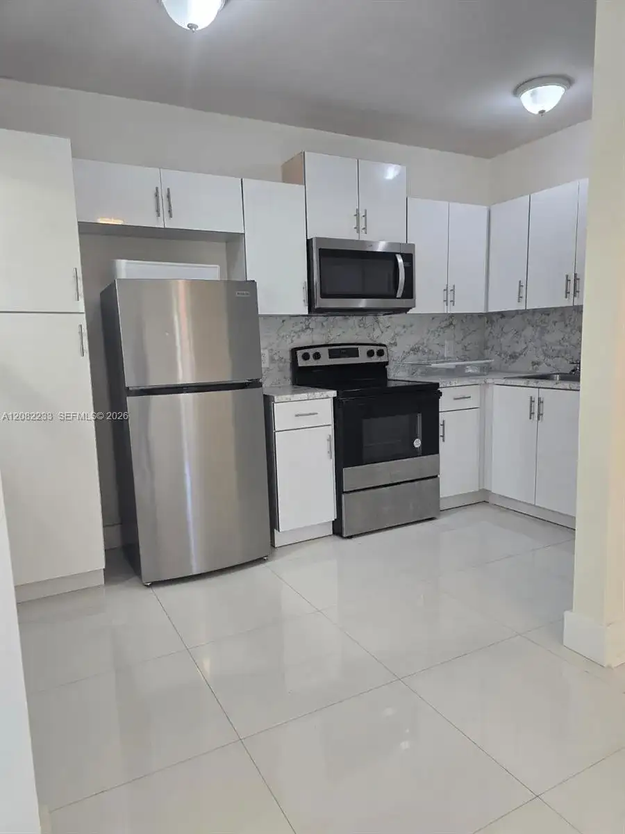 1945 NE 171st St # 3, North Miami Beach FL 33162 photo 3