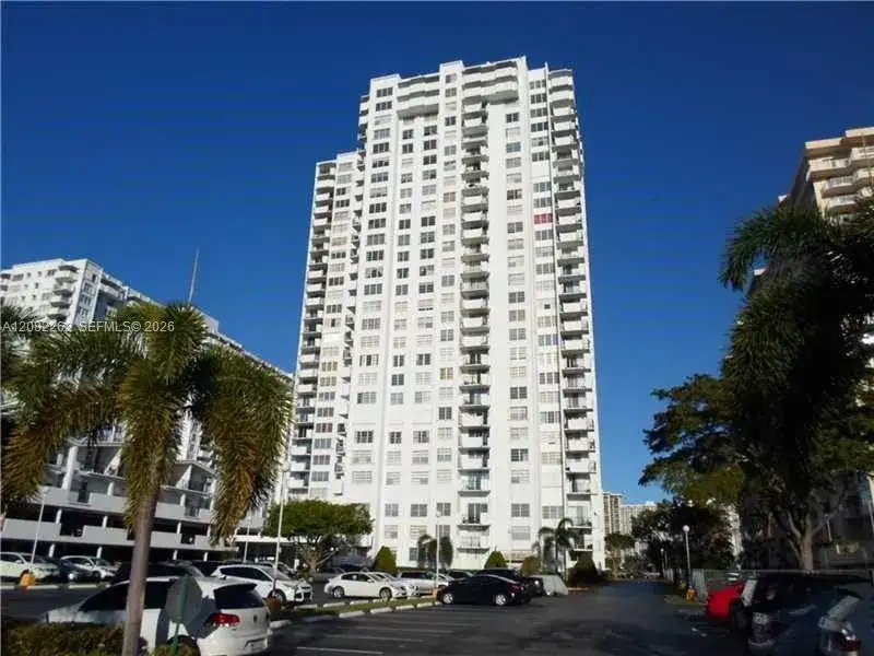 2750 NE 183rd St # 601, Aventura FL 33160 photo 2