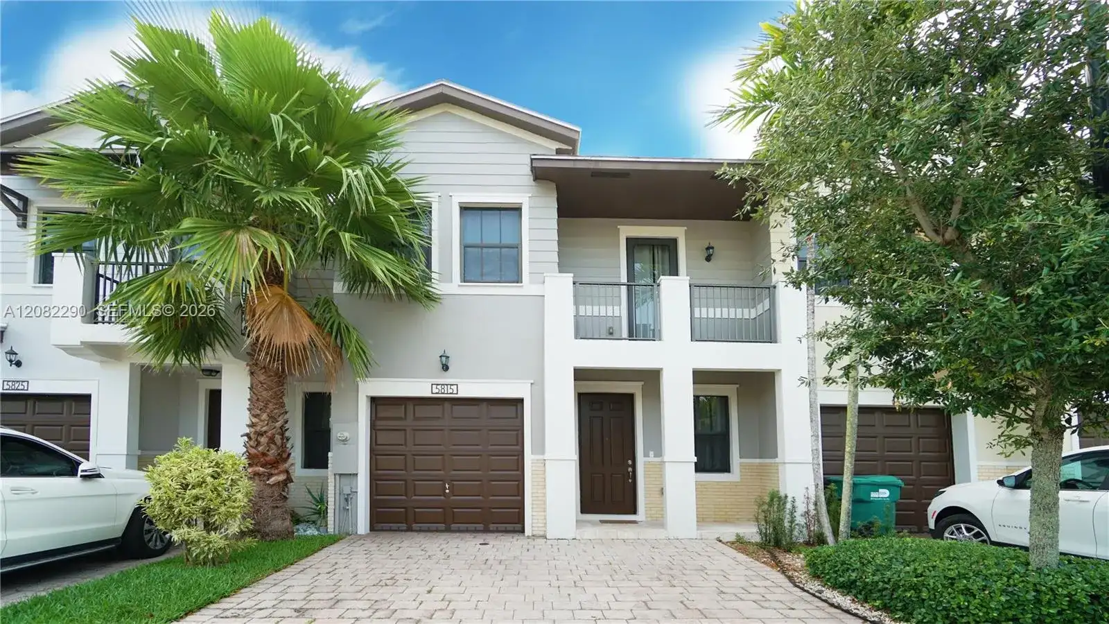 5815 NW 104th Path, Doral FL 33178 photo 2