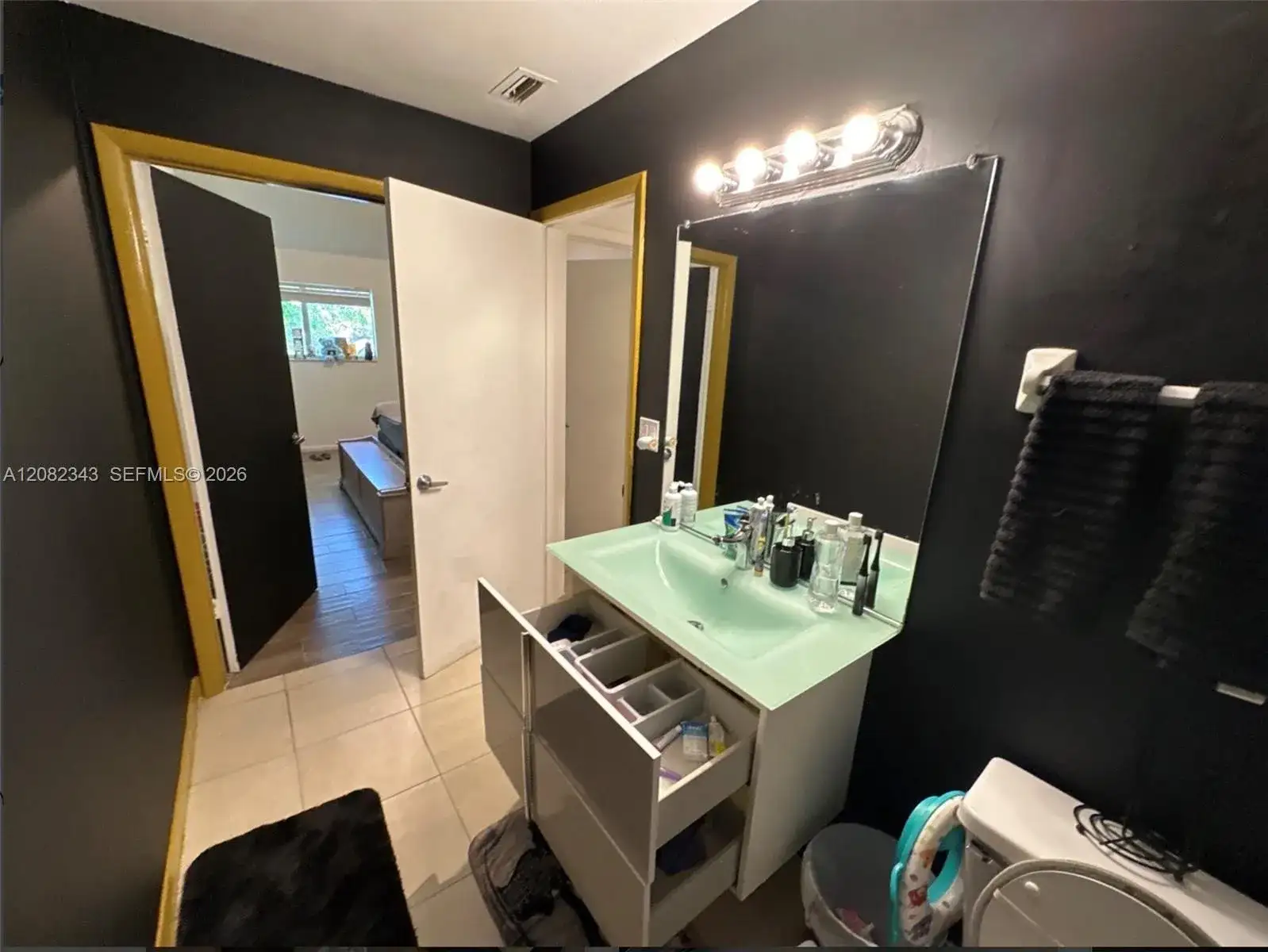 3405 NW 44th St # 204, Oakland Park FL 33309 photo 4