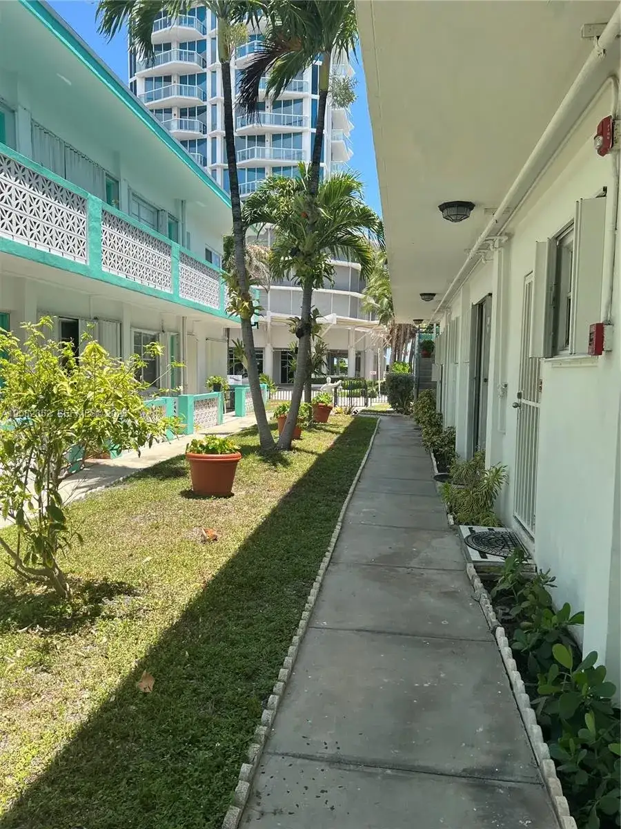 6494 Collins Ave # 24, Miami Beach FL 33141 photo 3