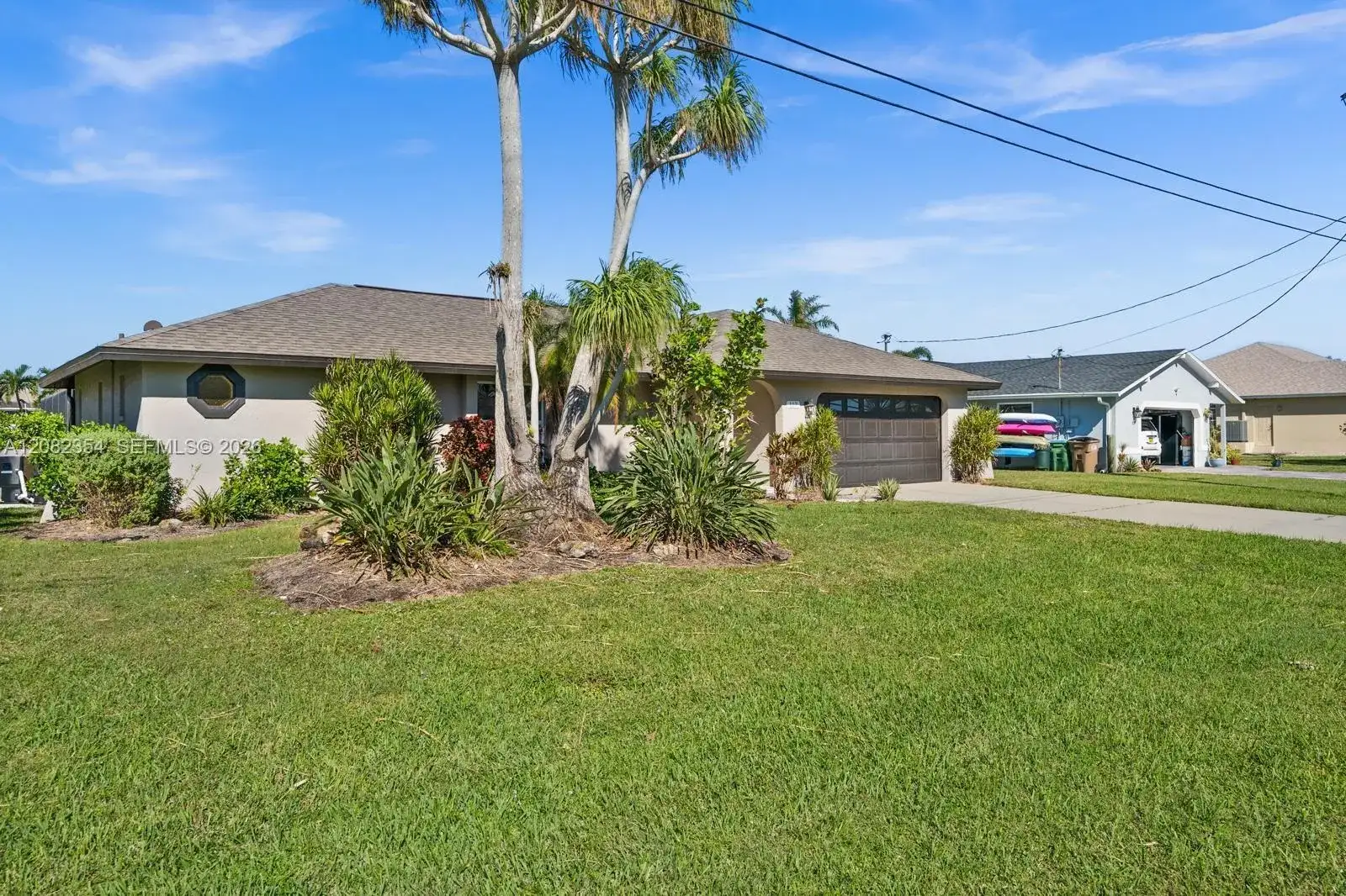 117 SE 40 th ter, Cape Coral FL 33904 photo 2