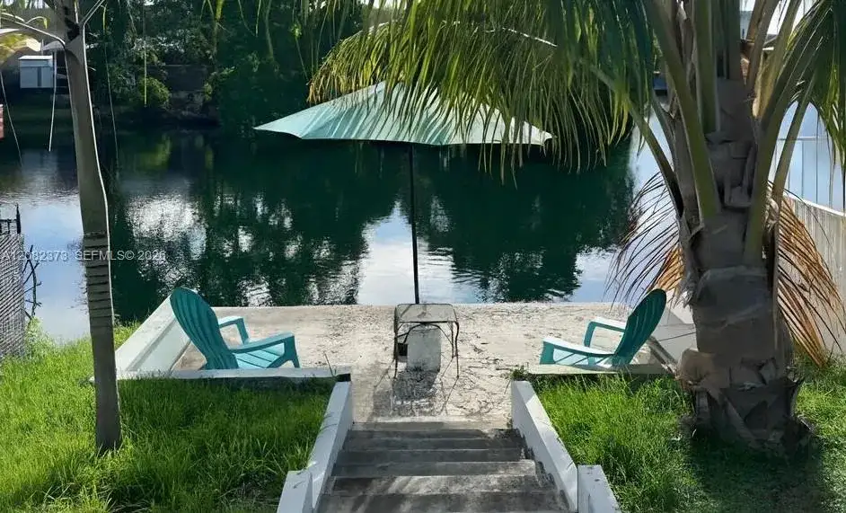 6942 W 14th Ct, Hialeah FL 33014 photo 3