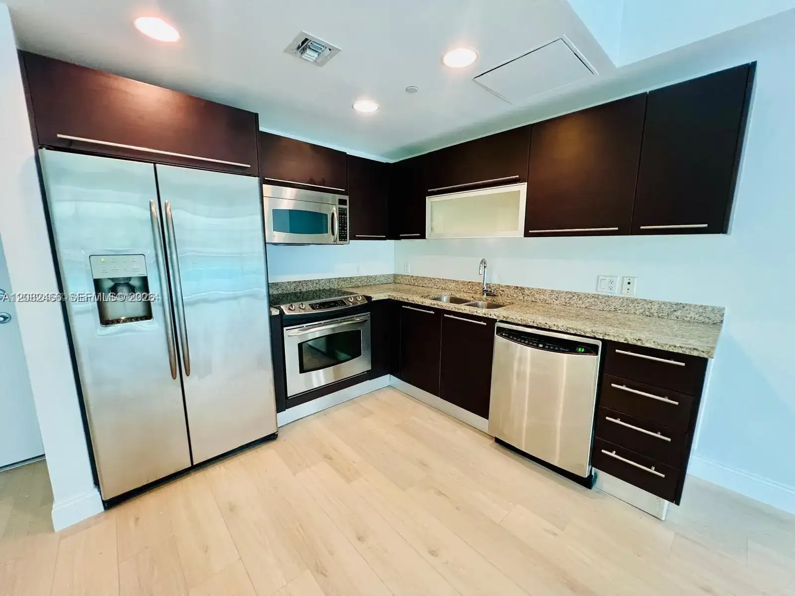 950 S Brickell Bay # 1109, Miami FL 33131 photo 3