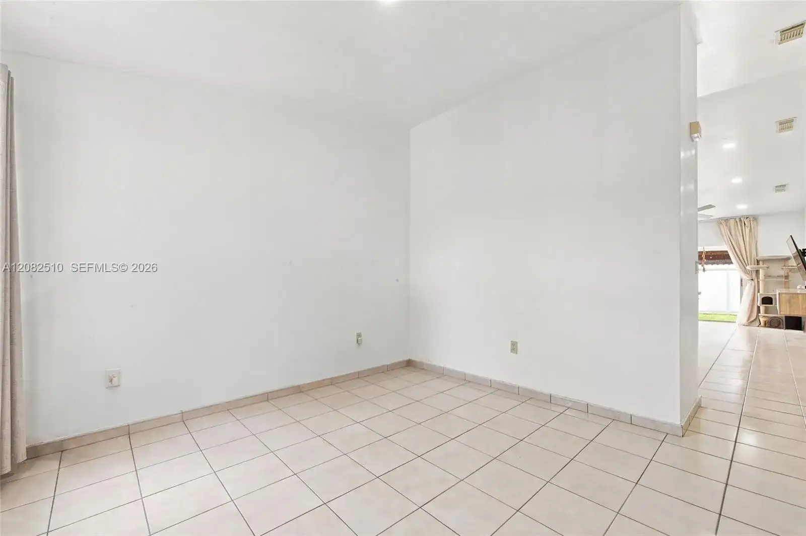 7330 W 30th Ave, Hialeah FL 33018 photo 5