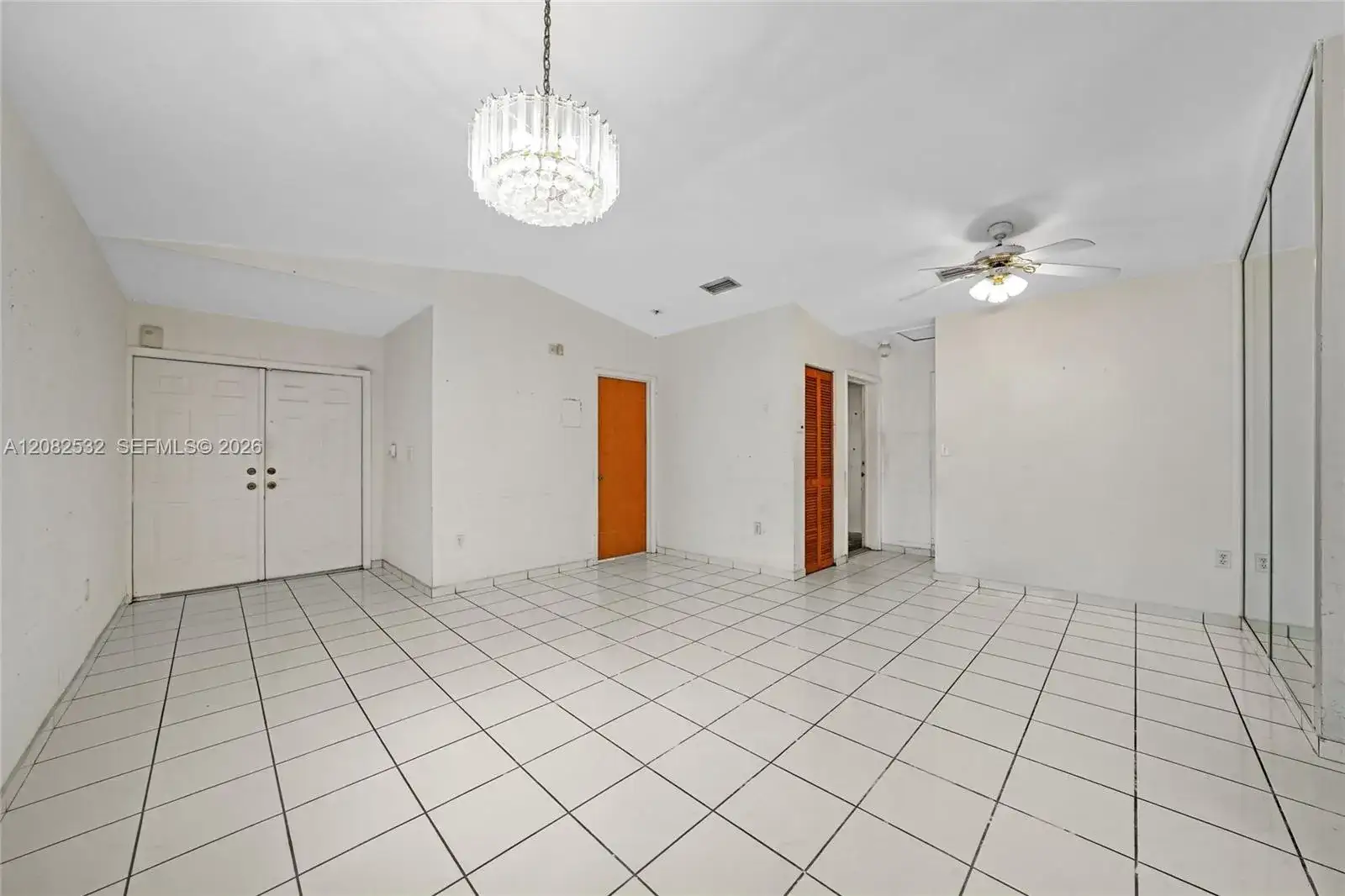 7627 W 34th Ct, Hialeah FL 33018 photo 2