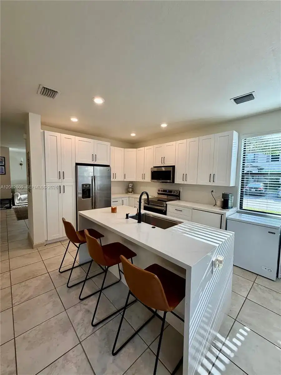 11416 SW 248th Ter, Homestead FL 33032 photo 5