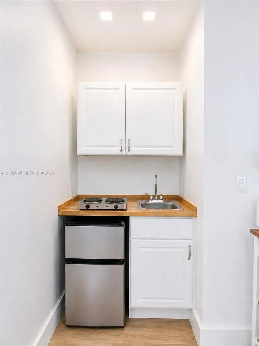 3025 Indian Creek Dr # 106, Miami Beach FL 33140 photo 5