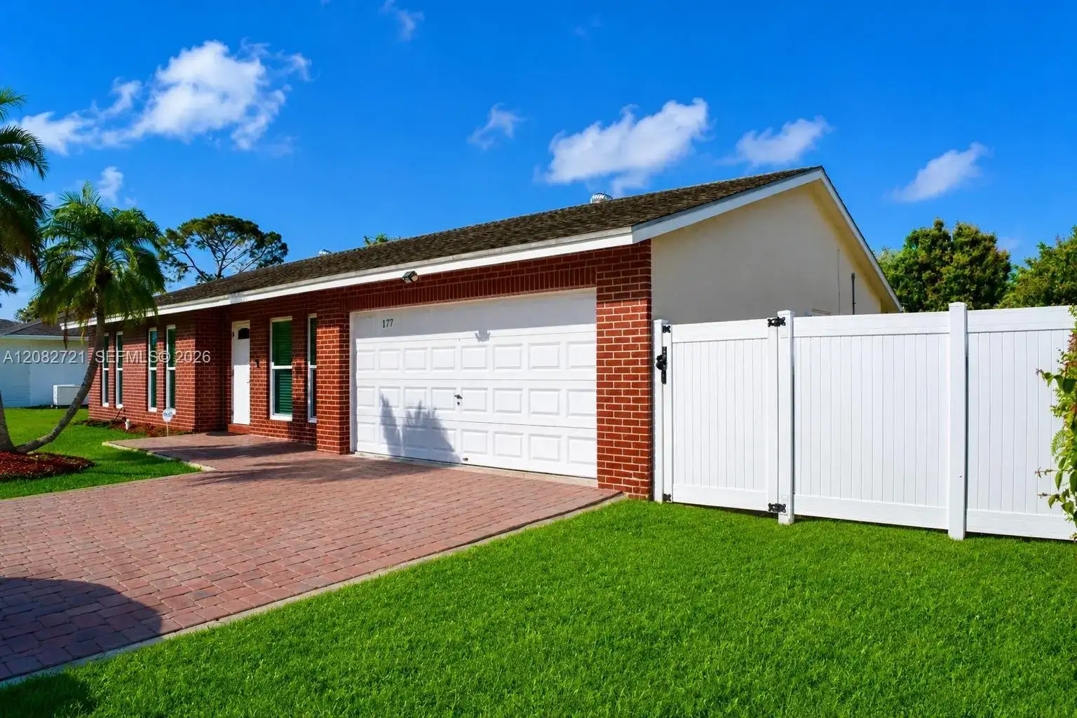 177 Dove Cir, Royal Palm Beach FL 33411 photo 2