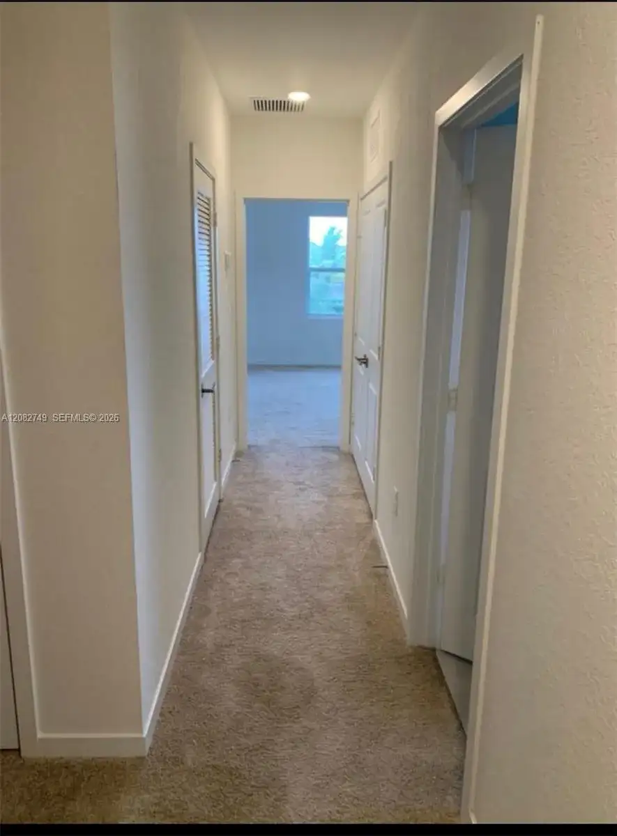 1816 SE 9th Ave, Homestead FL 33034 photo 4