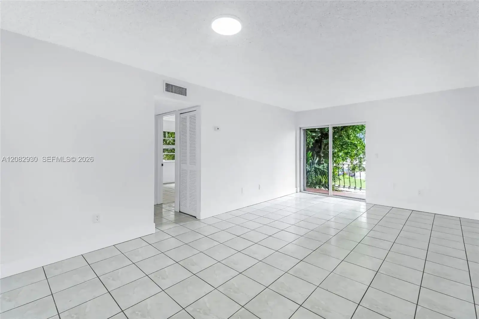 6825 W Flagler St # 202, Miami FL 33144 photo 3