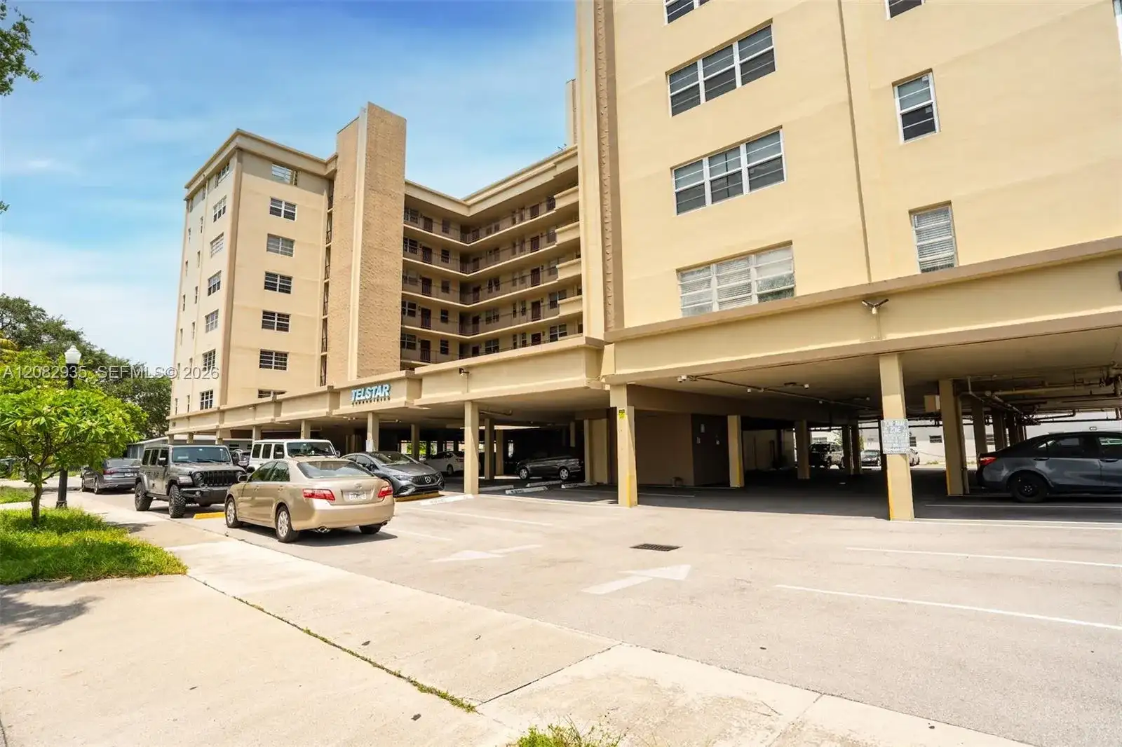 1811 Jefferson St # 601, Hollywood FL 33020 photo 2