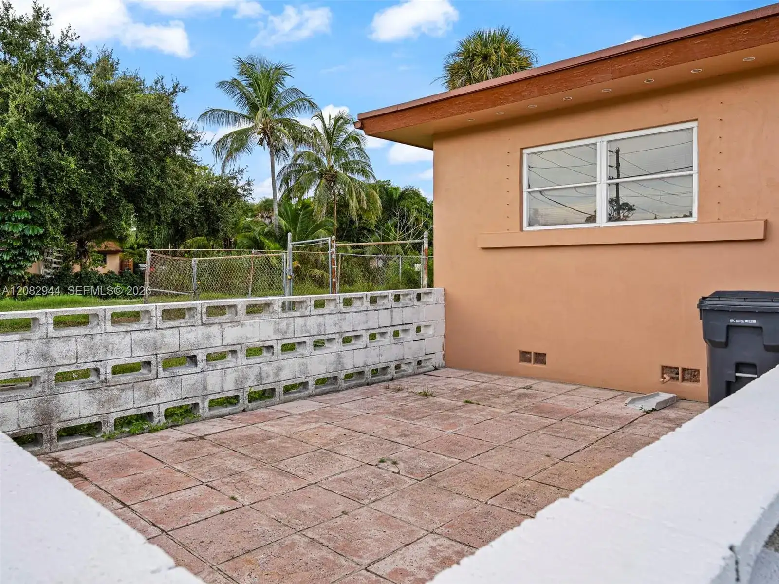 4475 Kirk Rd, Lake Worth FL 33461 photo 2