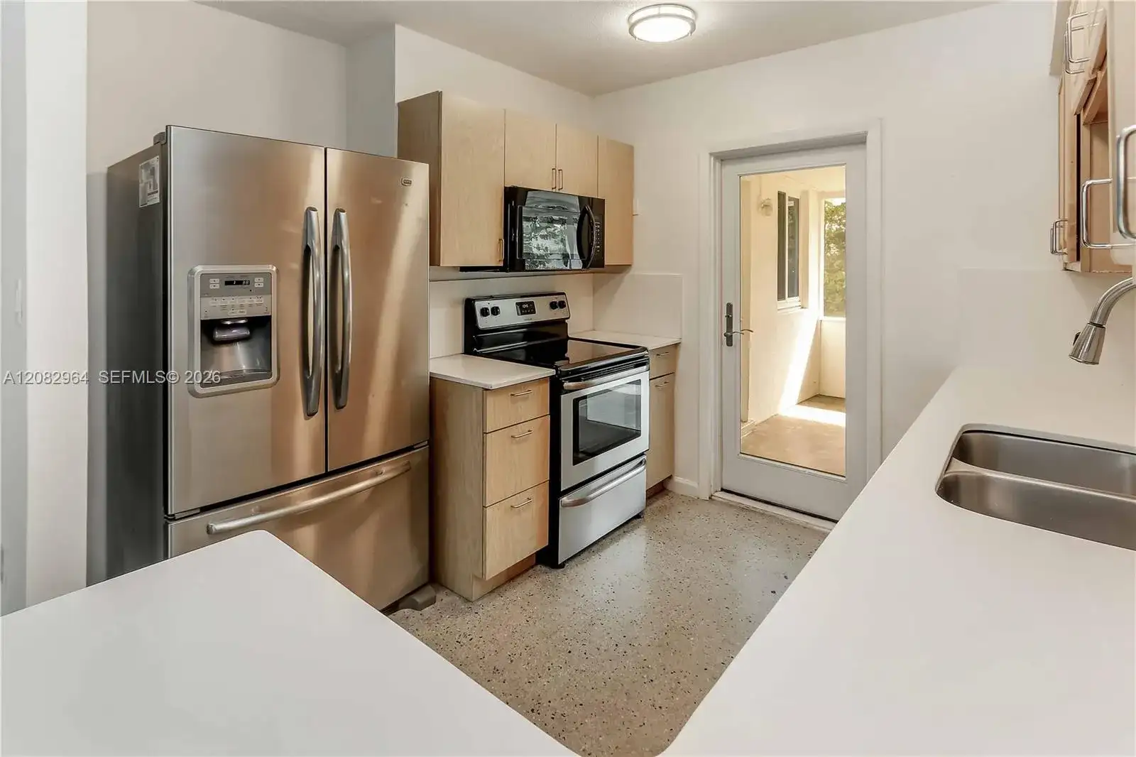 206 NE 5th Ave, Dania Beach FL 33004 photo 4