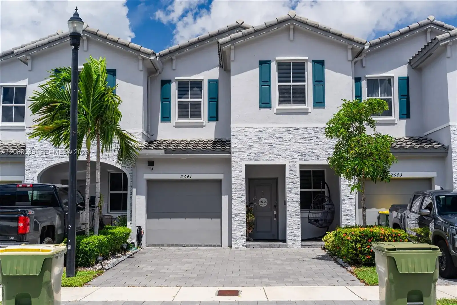 2641 SE 12th St, Homestead FL 33035 photo 2