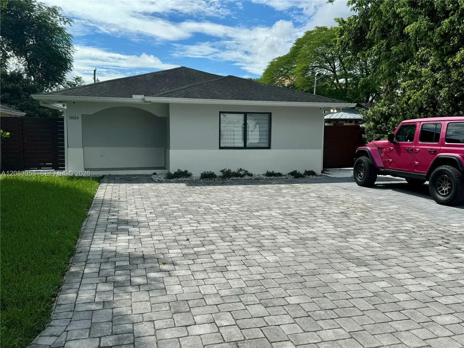 8814 SW 126th Ter, Miami FL 33176 photo 2