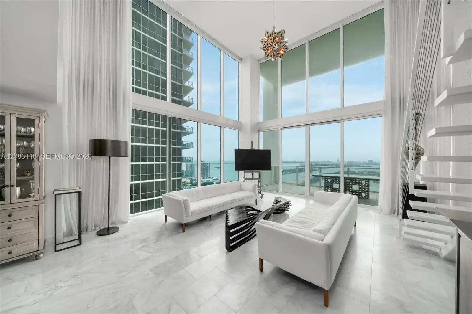 1040 Biscayne Blvd # 3304, Miami FL 33132 photo 4