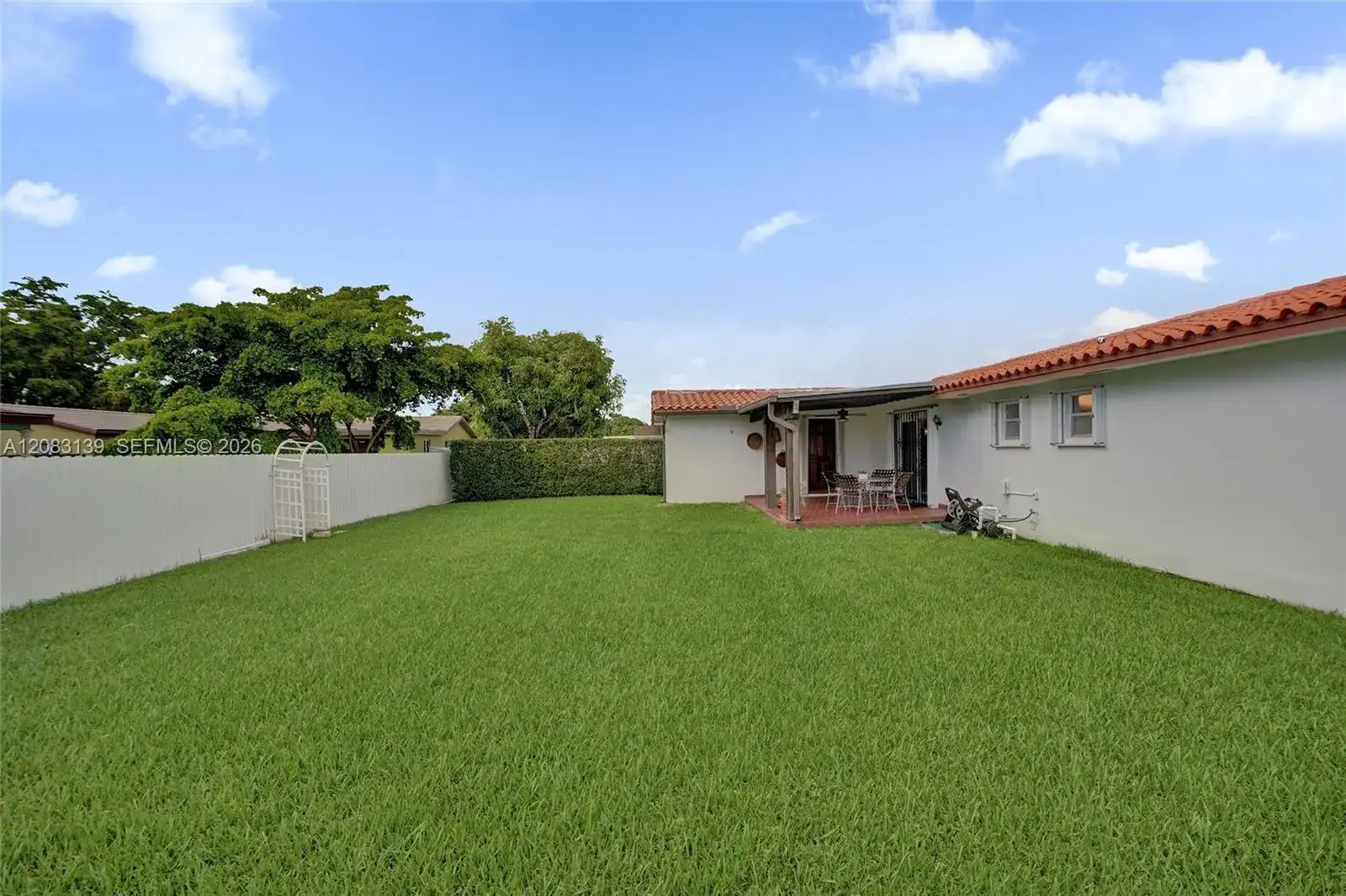 10214 SW 26th Ter, Miami FL 33165 photo 2