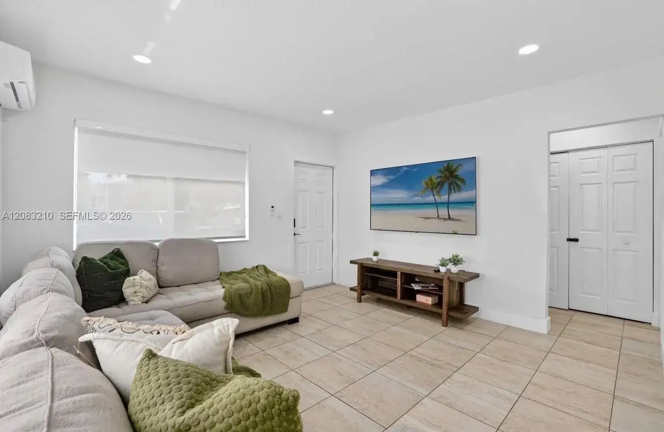 2422 NW 11th St # 1, Miami FL 33125 photo 5