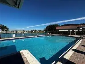 1040 NE 42nd Pl, Homestead FL 33033 photo 2