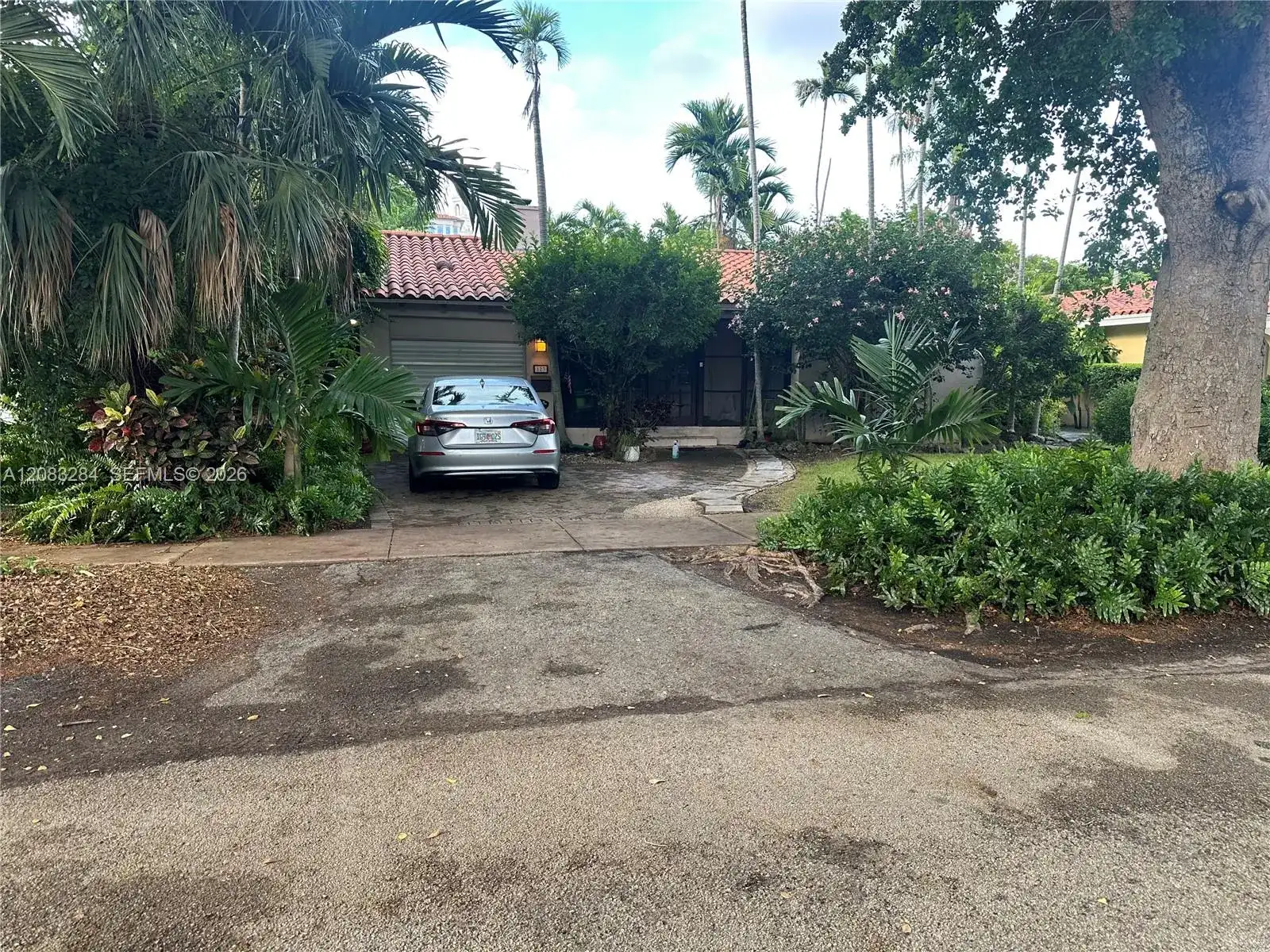 123 Sarto Ave, Coral Gables FL 33134 photo 2