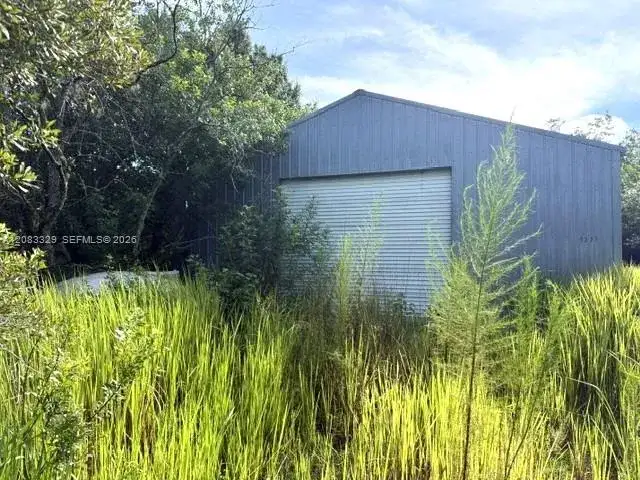 2524 Gem Stone Ave, Lorida FL 33857 photo 2