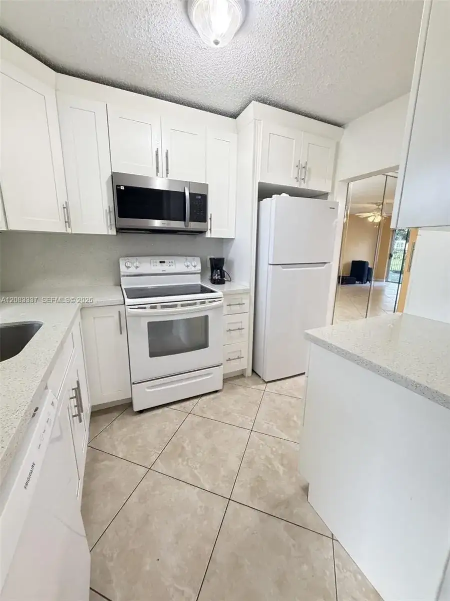 9949 Sandalfoot Blvd # 514, Boca Raton FL 33428 photo 2