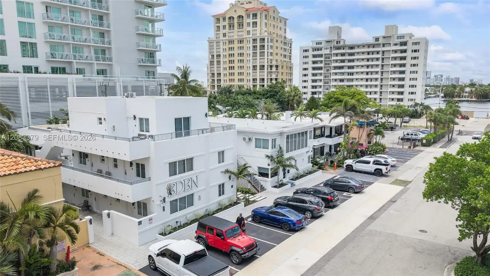 3020 + 3024 Seville St, Fort Lauderdale FL 33304 photo 2