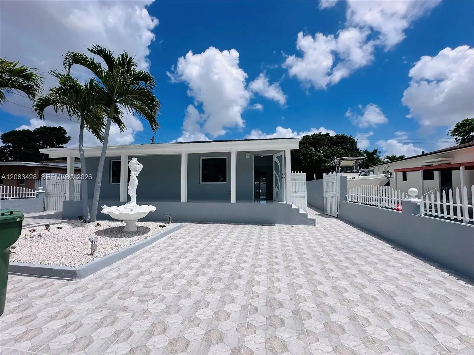 82 E 16th St, Hialeah FL 33010 photo 2