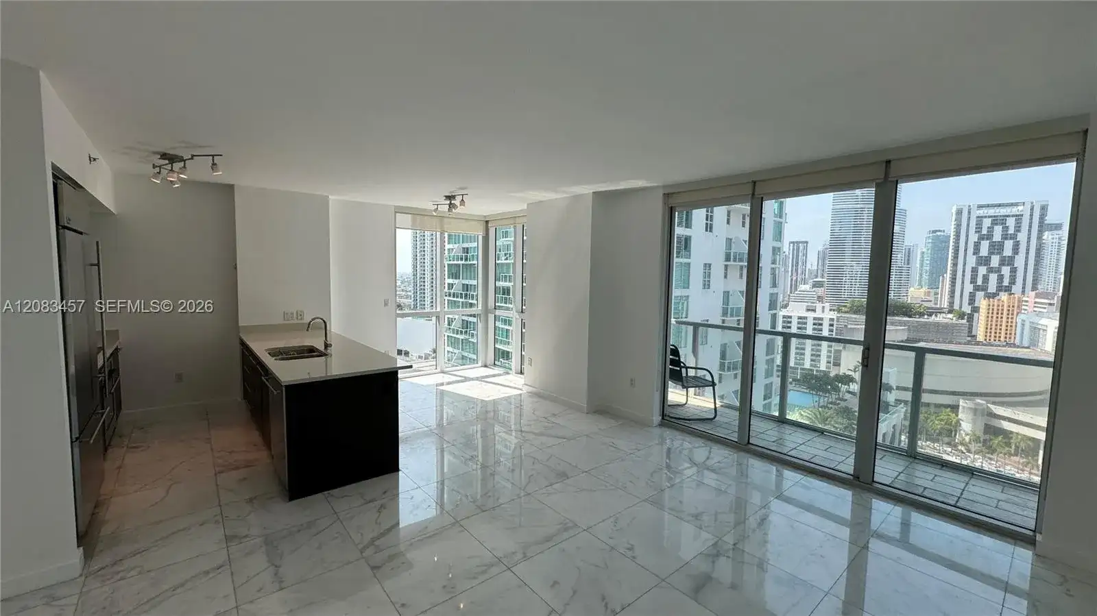 55 SE 6th St # 2101, Miami FL 33131 photo 3