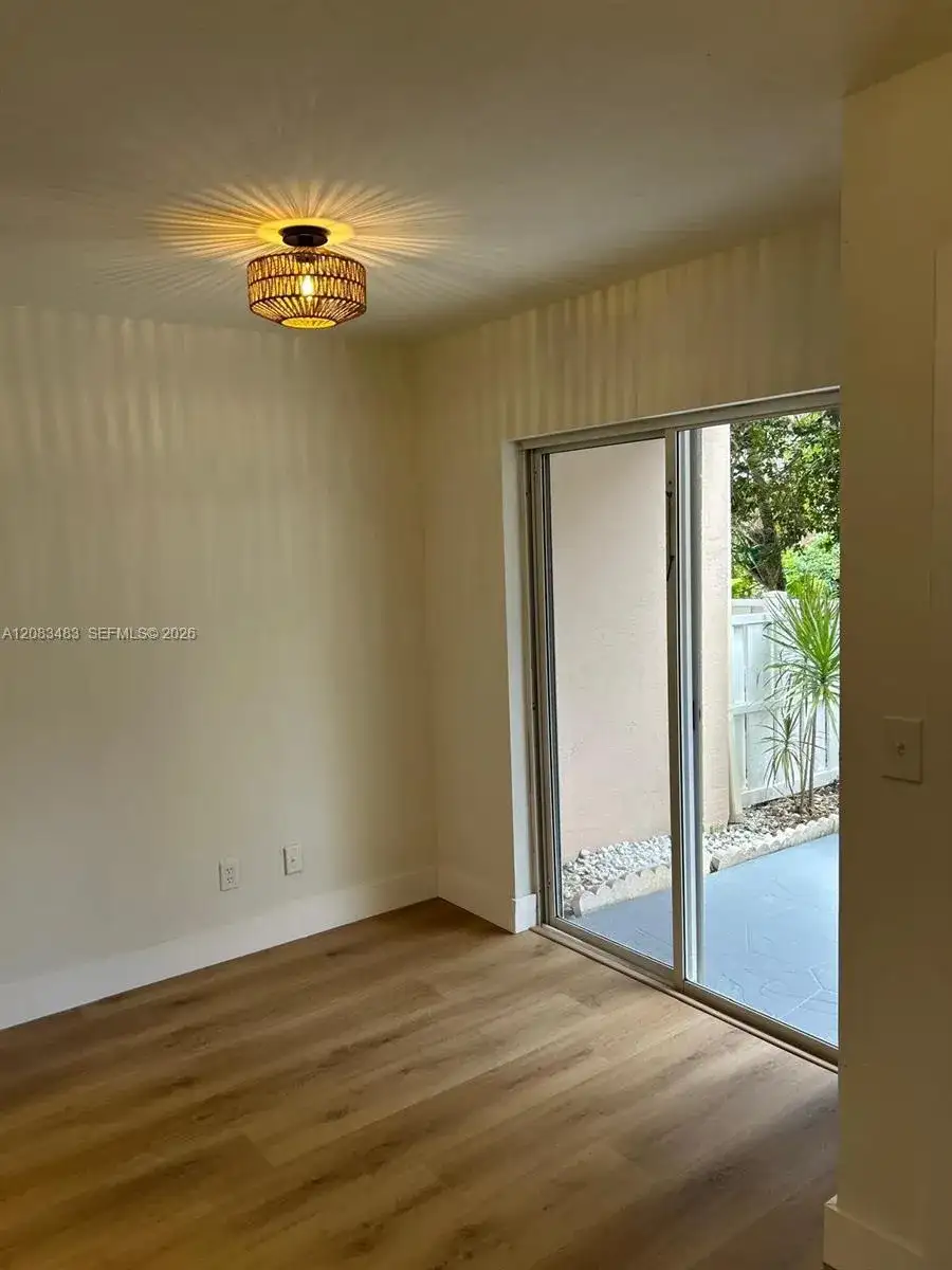 7245 S Devon Dr # 112, Tamarac FL 33321 photo 5