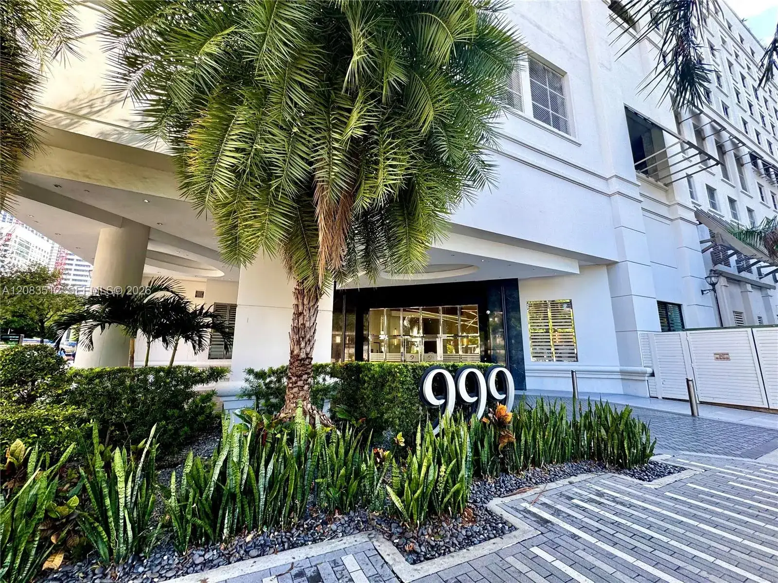 999 SW 1st Ave # 2303, Miami FL 33130 photo 3