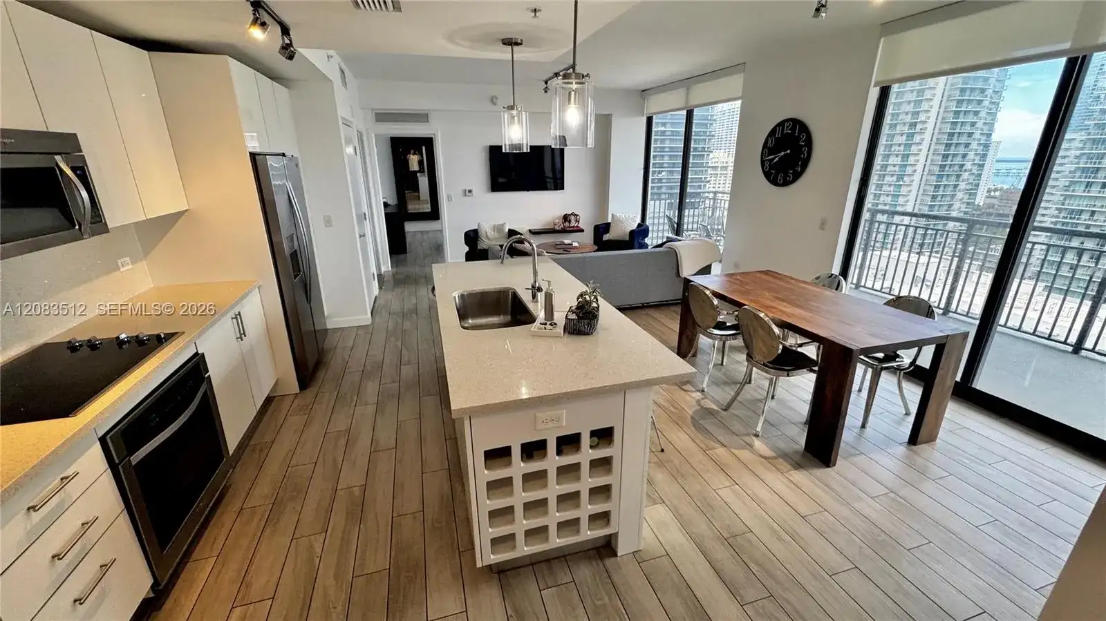 999 SW 1st Ave # 2303, Miami FL 33130 photo 5
