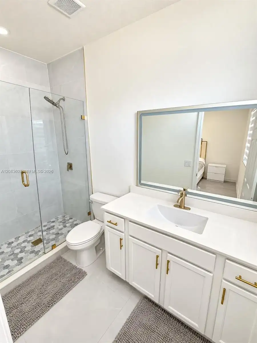 3393 W 105th Ter, Hialeah FL 33018 photo 2