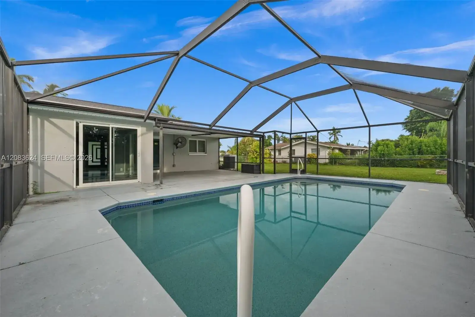 5212 Santa Rosa CT, Cape Coral FL 33904 photo 4