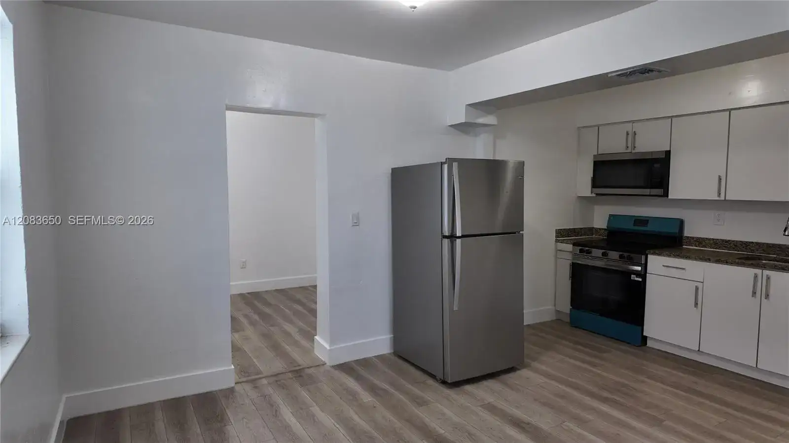 2027 NW 91st St # 2025, Miami FL 33147 photo 2