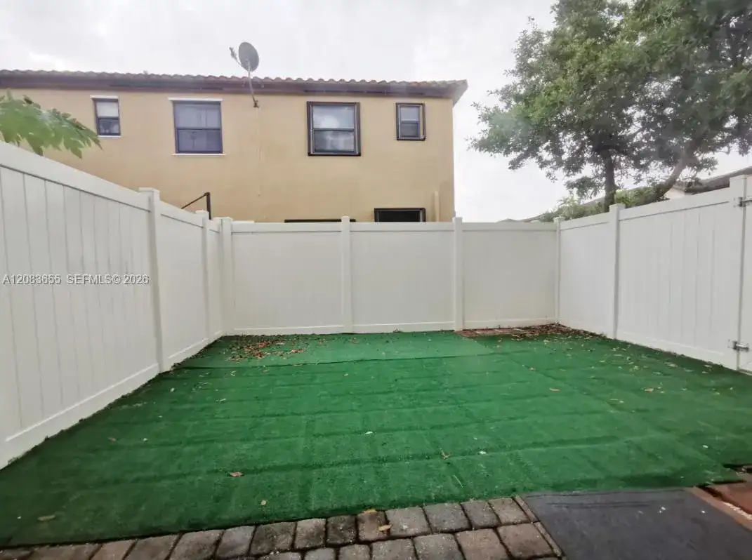 9398 W 32nd Ln # 9398, Hialeah FL 33018 photo 5