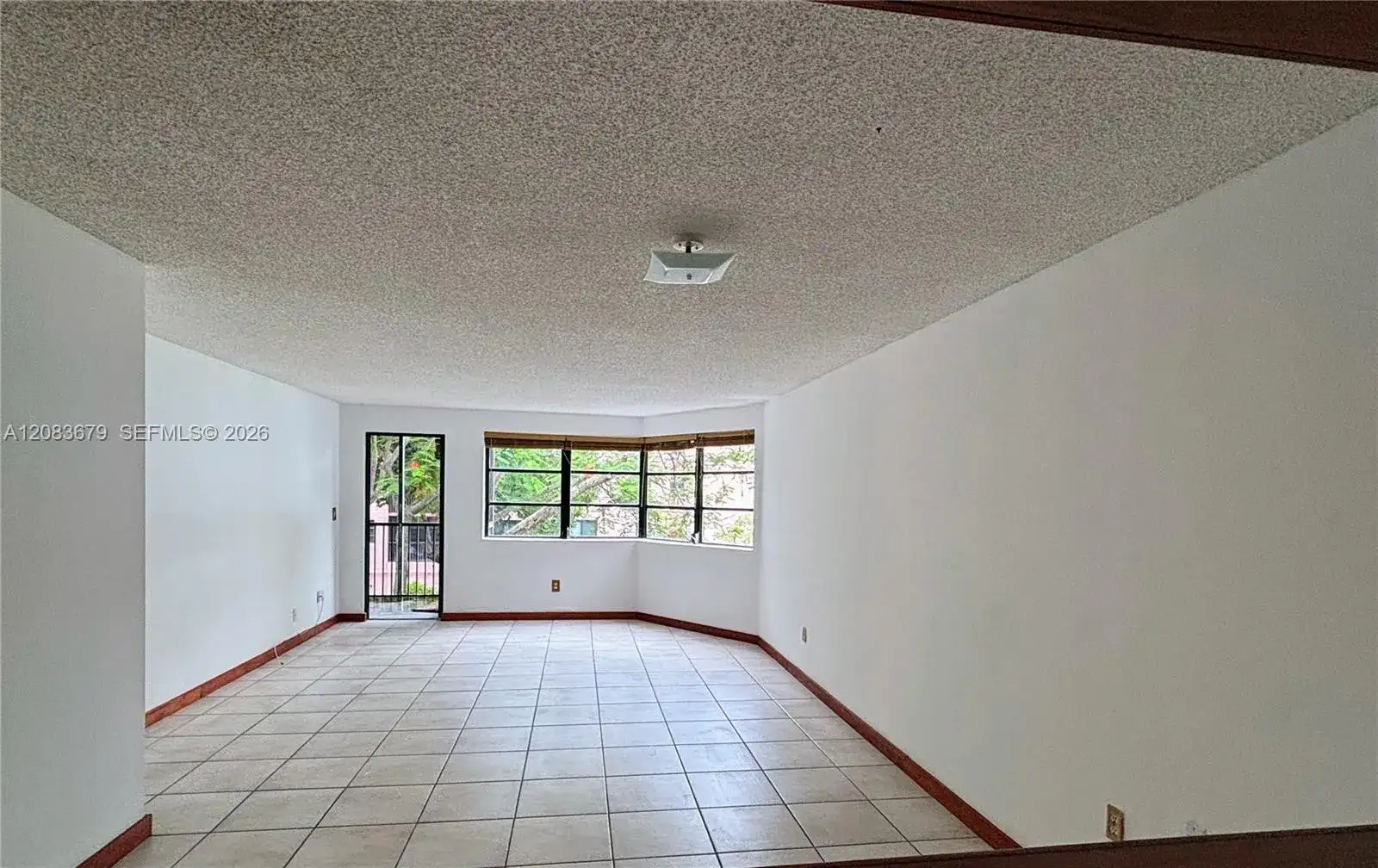 20860 San Simeon Way # 6, Miami FL 33179 photo 5