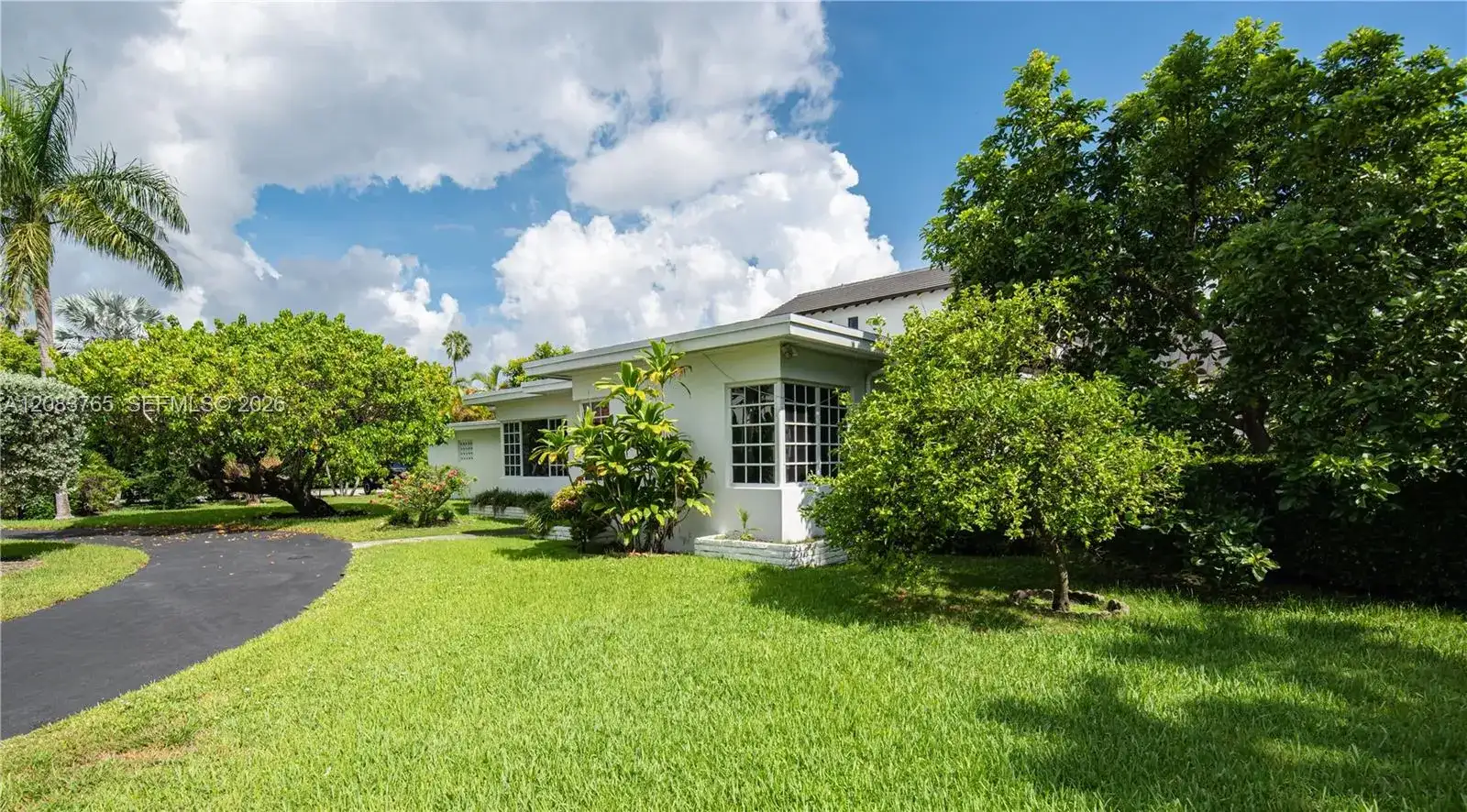 85 S Hibiscus Dr, Miami Beach FL 33139 photo 2