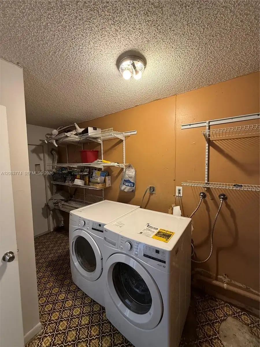 1809 NW 58th Ave # 18, Lauderhill FL 33313 photo 2