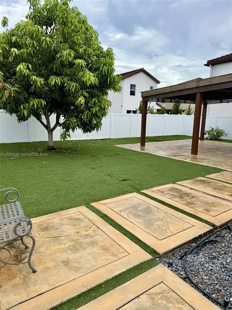 17081 SW 94th Way, Miami FL 33196 photo 3