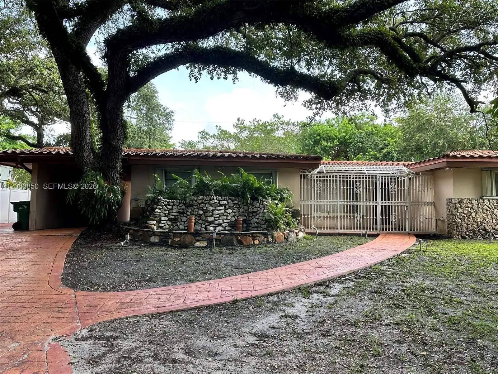 2161 NE 190th Ter, Miami FL 33179 photo 3